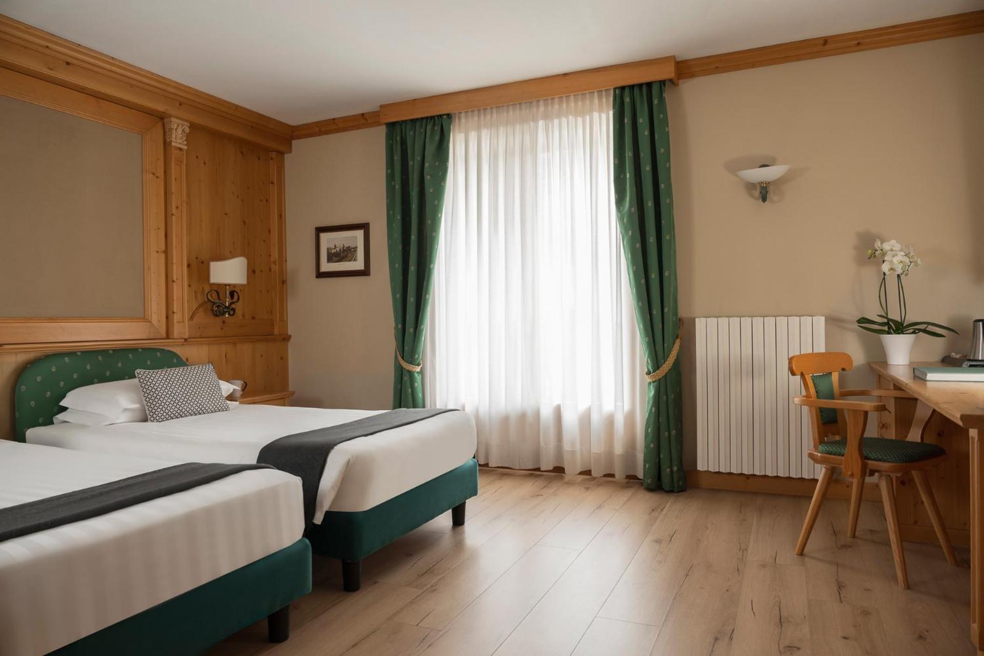Hotel Cristallo بورمْيو المظهر الخارجي الصورة